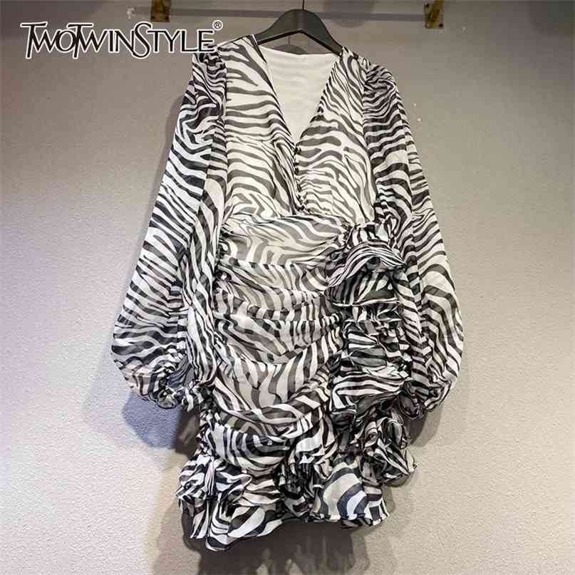Print Striped Ruffle Dress For Women V Neck perspective Lantern Sleeve High Waist Dresses Female Fashion 210520, Leopard
Print Striped Ruffle Dress For Women V Neck perspective Lantern Sleeve High Waist Dresses Female Fashion 210520, Leopard