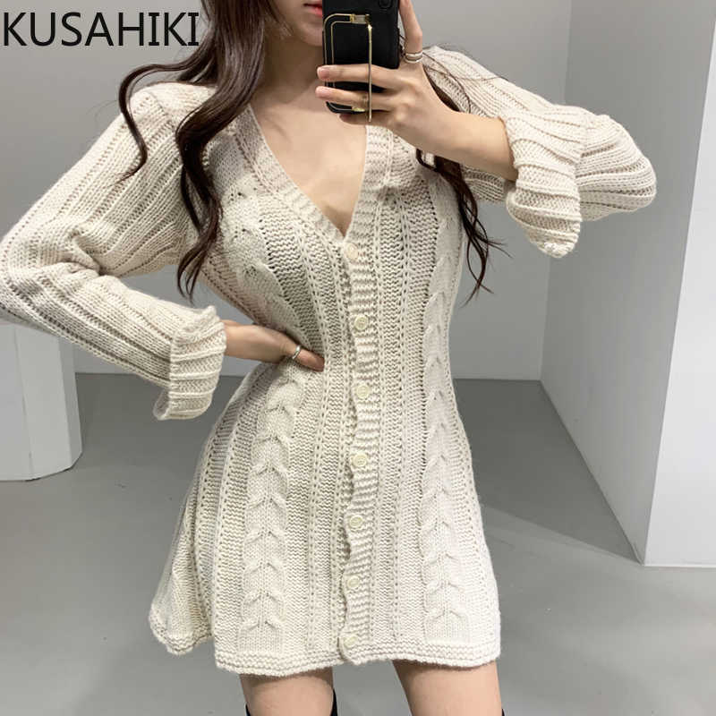 KUSAHIKI Elegant V-neck Knitted Twisted Dress Korean Single Breasted Flare Sleeve Vestido A-line Sweater Dresses 6F001 210602, Black
KUSAHIKI Elegant V-neck Knitted Twisted Dress Korean Single Breasted Flare Sleeve Vestido A-line Sweater Dresses 6F001 210602, Black