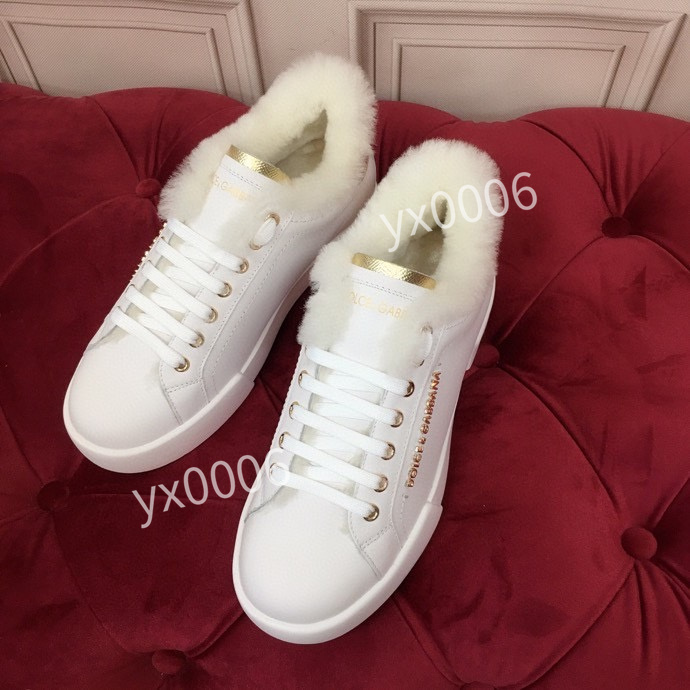 Top Quality Men Women Casual Shoes Low 35-45 Vulcanized Ace Red Bottom B23 Bee Sneakers Real Leather Rubber Sole White Diagonals hc200905, Choose the color
Top Quality Men Women Casual Shoes Low 35-45 Vulcanized Ace Red Bottom B23 Bee Sneakers Real Leather Rubber Sole White Diagonals hc200905, Choose the color