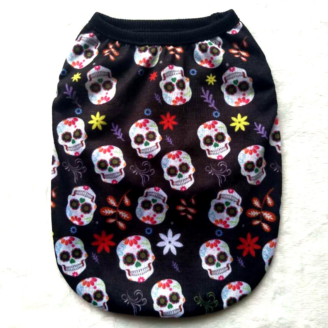 Dog Apparel Halloween Shirt Breathable Pet T-Shirt Doggy Puppy Clothes Pumpkin Ghosts Bats Skeletons Doggi Apparels for All Saints Day Parties Small D