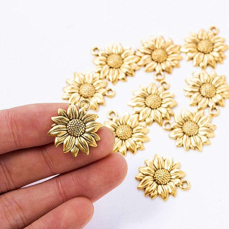 30 Pcs Charms Gold Sunflower DIY Pendant Necklace For Women Fashion Aesthetic Accessories Classic Female Jewelry Making Supplies
30 Pcs Charms Gold Sunflower DIY Pendant Necklace For Women Fashion Aesthetic Accessories Classic Female Jewelry Making Supplies