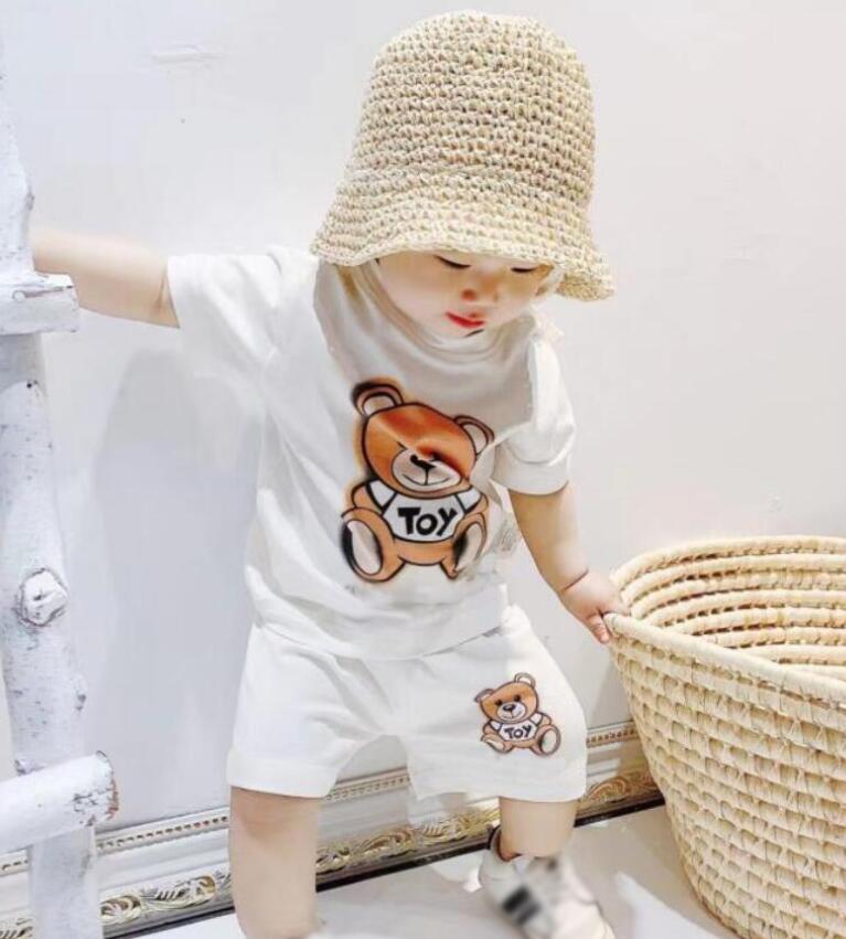 Baby Girls Boy Clothes Set Kids Luxurys Designer T Shirt Pants Toddler Children Summer Tops Shorts Suit, White
Baby Girls Boy Clothes Set Kids Luxurys Designer T Shirt Pants Toddler Children Summer Tops Shorts Suit, White