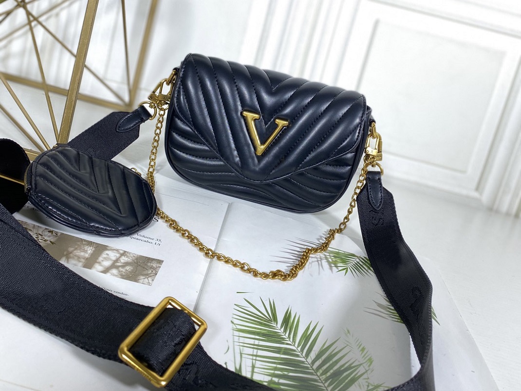 High Quality 2021 luxurys designers bags Messenger bag Men Women Totes Fashion Vintage printing letter Shoulder classic crossbody 56461, Green
High Quality 2021 luxurys designers bags Messenger bag Men Women Totes Fashion Vintage printing letter Shoulder classic crossbody 56461, Green