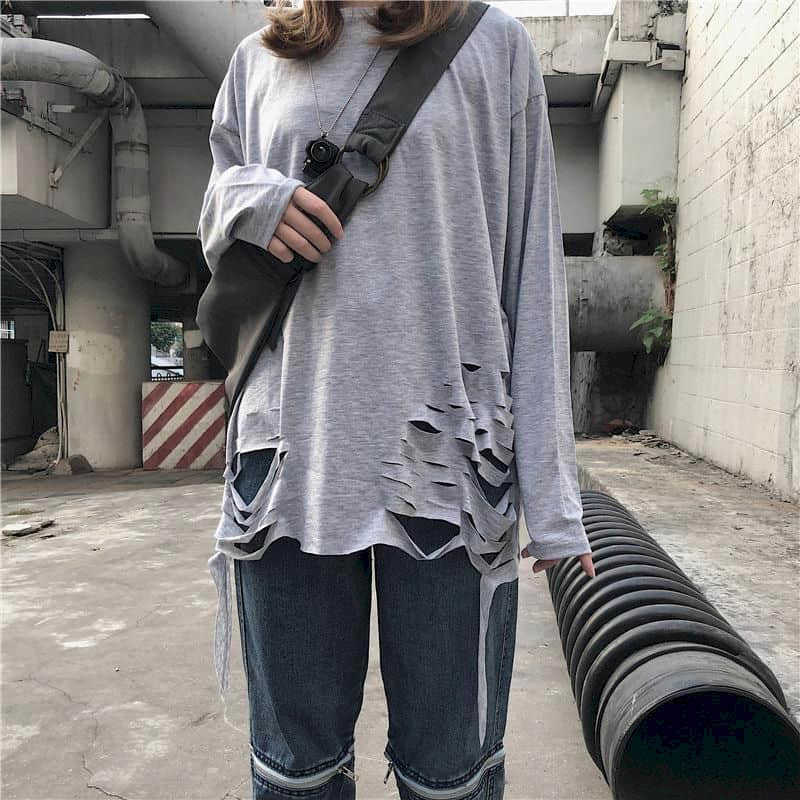 Long-sleeved T-shirt men and women wear bottoming shirt in the hole dark high street hip-hop loose Korean trend couple outfits 210526
