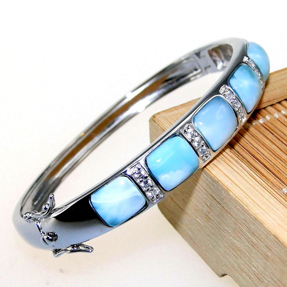 Fine Women Jewelry High Quality Natural Larimar Bracelet Nice Larimar Bangle 100% 925 Sterling Silver Bangle DR03010916B as Gift 210524
Fine Women Jewelry High Quality Natural Larimar Bracelet Nice Larimar Bangle 100% 925 Sterling Silver Bangle DR03010916B as Gift 210524