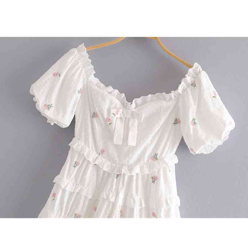 Chu Sau beauty Women Summer Dress Female Vintage Wild Word Shoulder Slim Waist Down Embroidery Flower Layer Cake Dresses Woman 210508