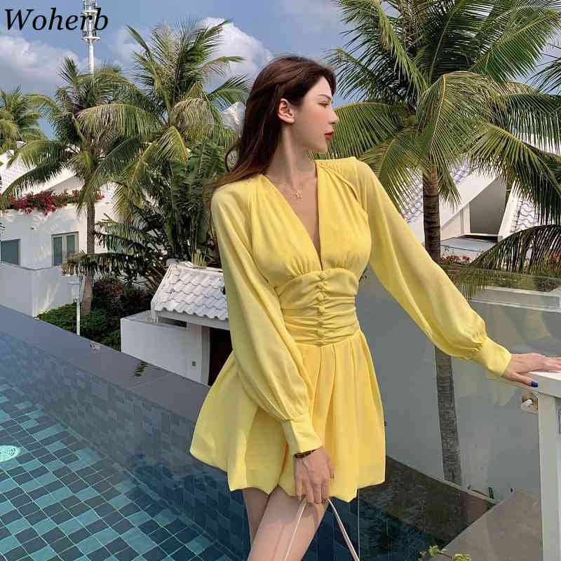 Summer Korean Yellow Mini Dress Women Pleated High Waist V-neck Beach Holiday Party Elegant Dresses Robe Femme 210519