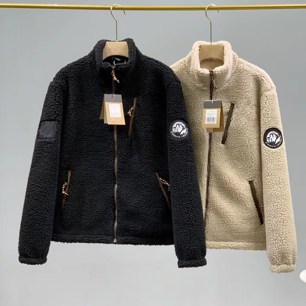 America Brand Face embroidered lamb wool North outdoor jacket Men Women Winter Thicken Warm windproof loose stand-up collar Coats, Black;brown
America Brand Face embroidered lamb wool North outdoor jacket Men Women Winter Thicken Warm windproof loose stand-up collar Coats, Black;brown