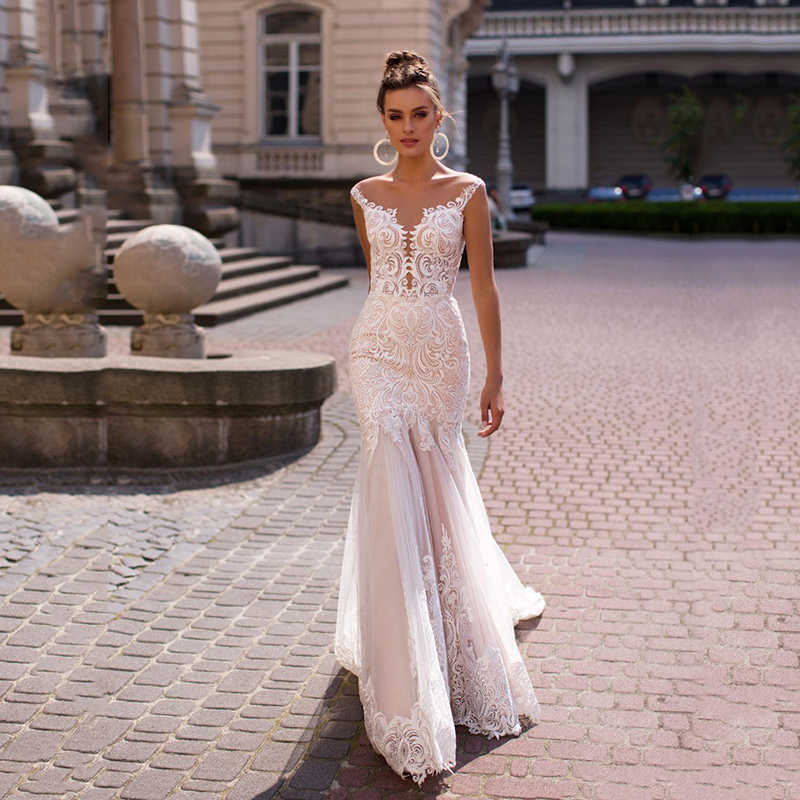 Mermaid beach Wedding Dresses With Cape 2022 Sheer O-Neck Gorgeous Lace Tulle Light Champagne Bridal Gown Button Back Sweep Train