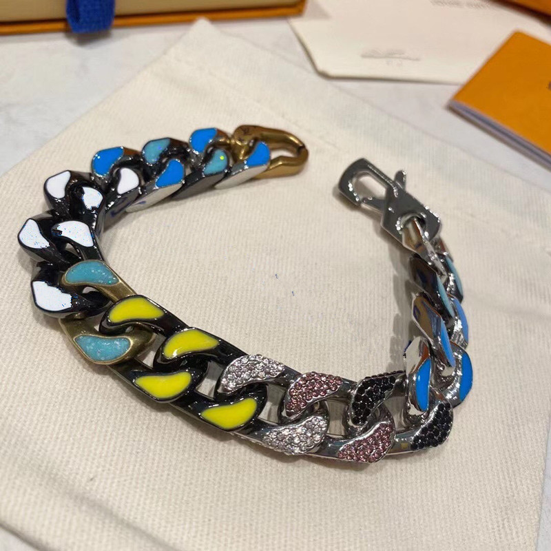 Designer High Quality Silver Love letter flower Bracelet Men Women Gold Bracelets Chain Fashion Personality Hip-hop
Designer High Quality Silver Love letter flower Bracelet Men Women Gold Bracelets Chain Fashion Personality Hip-hop