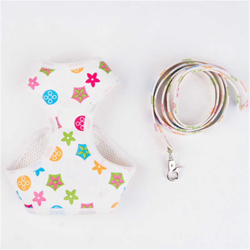 wholesale classic letter pattern Dog Apparel high quality fashion pet collars leashes spring vest
wholesale classic letter pattern Dog Apparel high quality fashion pet collars leashes spring vest