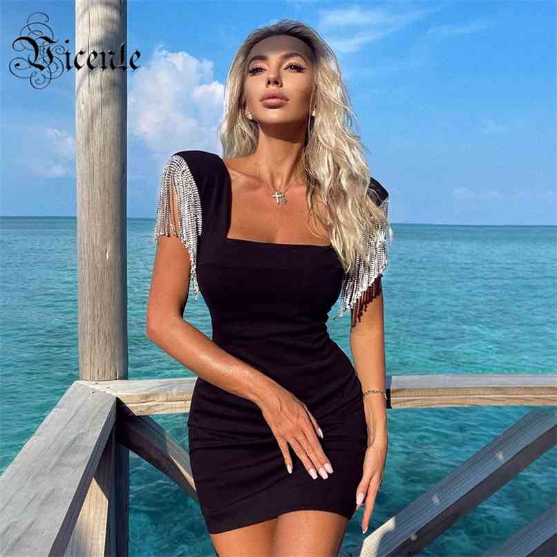 Chic Black Mini Dress Crystal Chain Tassels Design Square Collar Celebrity Party Club Bandage Vestido Free 210520
Chic Black Mini Dress Crystal Chain Tassels Design Square Collar Celebrity Party Club Bandage Vestido Free 210520