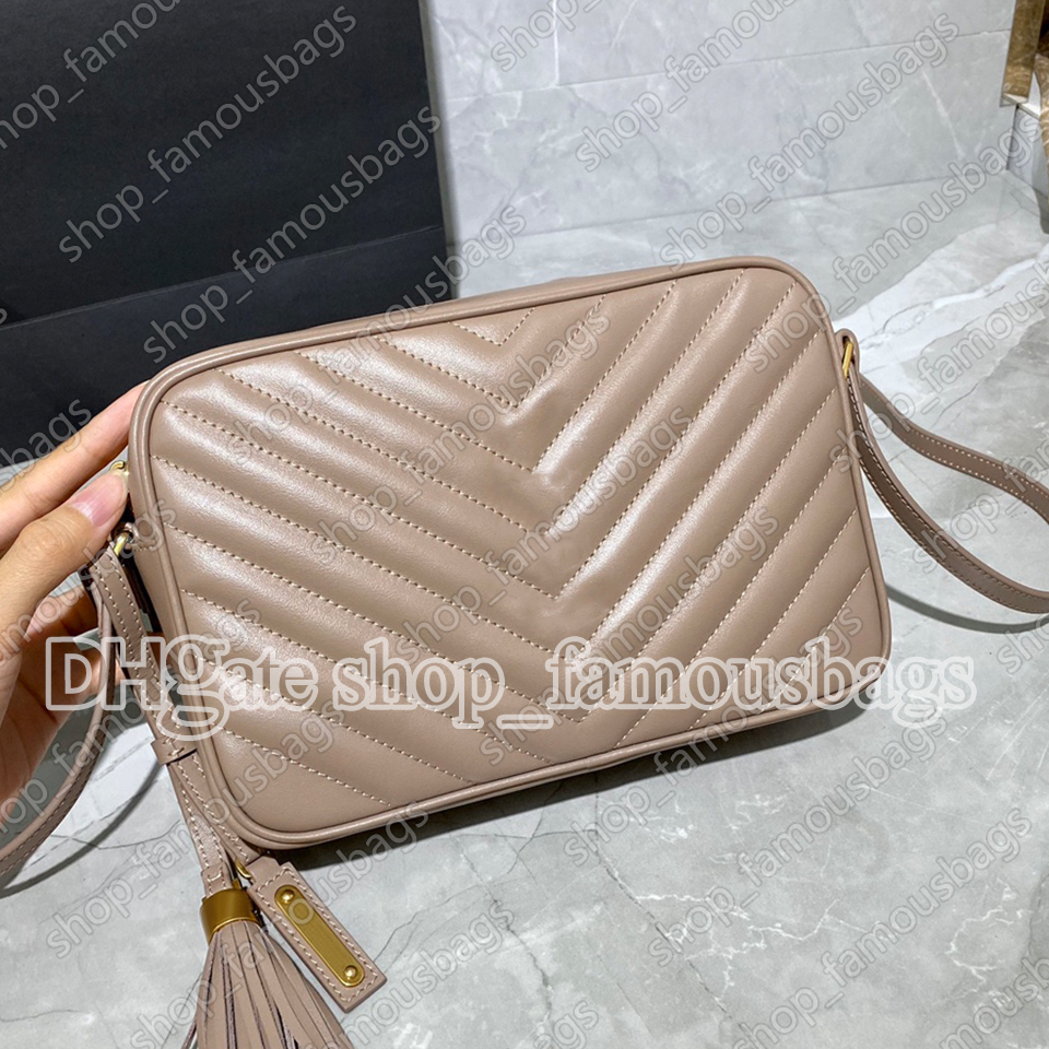 Handbag Women Luxurys Designers Bags 2021 with SN original box top 7A quality nude calfskin Genuine Leather crossbody purses shouler handbags Lou Camera tassel Bag, Burgundy-gold chain
Handbag Women Luxurys Designers Bags 2021 with SN original box top 7A quality nude calfskin Genuine Leather crossbody purses shouler handbags Lou Camera tassel Bag, Burgundy-gold chain