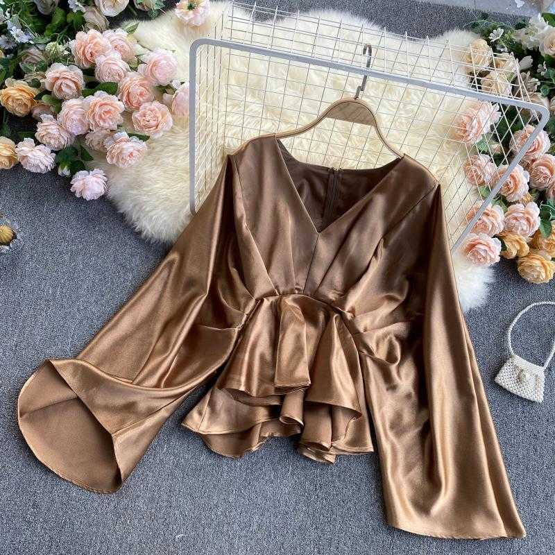 Women Fashion V Neck Pleated Waist Thin Long Bat Sleeve Satin Tops Lady Korean Clothing Solid Color Harajuku Shirt Blouse R112 210527