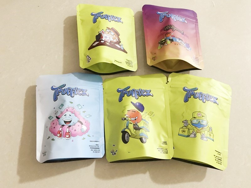 EMPTY 3.5g EIGHTH White Trufflez packaging Bag smell proof Scotti Cake Pie Truffle Cookies childproof zipper package Flower Mylar bags