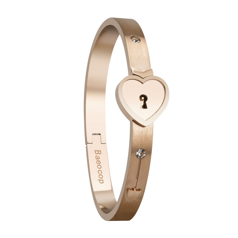 Baeocop bracelet Peach Heart Bracelet Love Titanium Steel Pendant Bangle Couple Concentric Lock Inlaid Zircon Stainless Steel Necklace Bracelet
Baeocop bracelet Peach Heart Bracelet Love Titanium Steel Pendant Bangle Couple Concentric Lock Inlaid Zircon Stainless Steel Necklace Bracelet