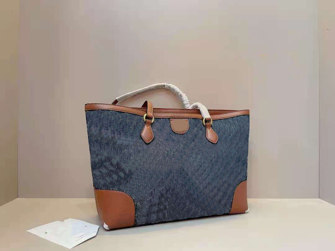 Female Canvas Shopping Bag Leather Handbag Letters Printing Single Shoulder Bags High Quality Girls Women Tote Purses Handbags, Customize
Female Canvas Shopping Bag Leather Handbag Letters Printing Single Shoulder Bags High Quality Girls Women Tote Purses Handbags, Customize