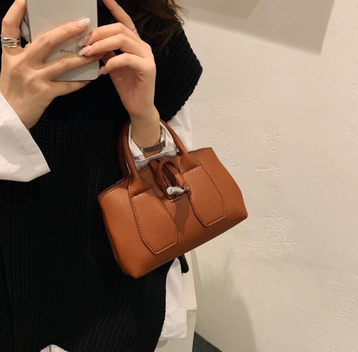 Evening Bags Women's Bag Autumn Fashion Street Style Handbag One-Shoulder Messenger, Black 
Evening Bags Women's Bag Autumn Fashion Street Style Handbag One-Shoulder Messenger, Black