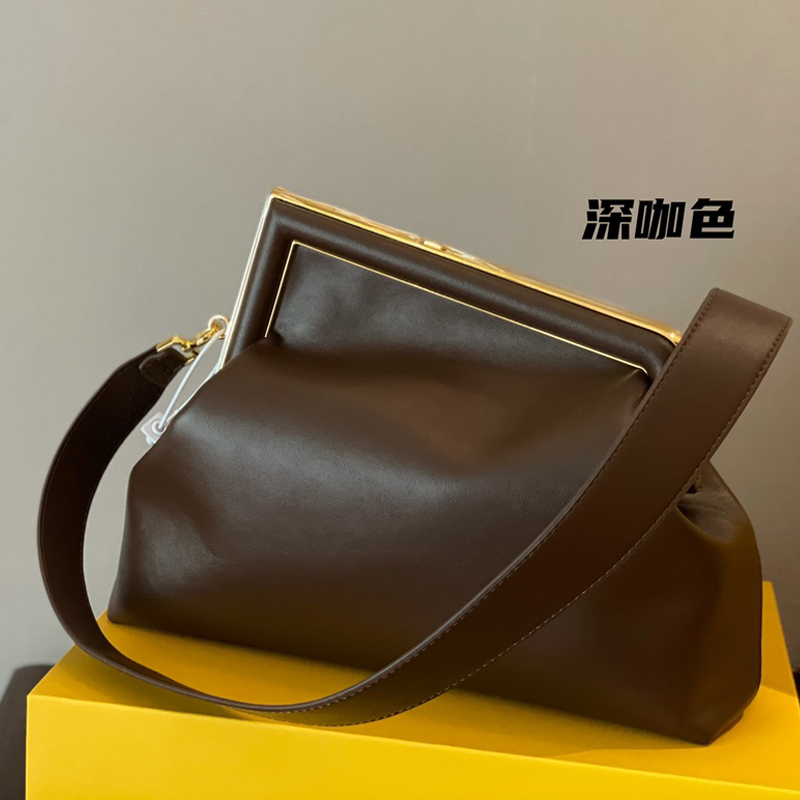 First Could Dinner Bag Women Handbag Purse Fashion Letter Crossbody Shoulder Bags Clutch Genuine Leather Clip Package Evening Wallet High Quality, Box
First Could Dinner Bag Women Handbag Purse Fashion Letter Crossbody Shoulder Bags Clutch Genuine Leather Clip Package Evening Wallet High Quality, Box