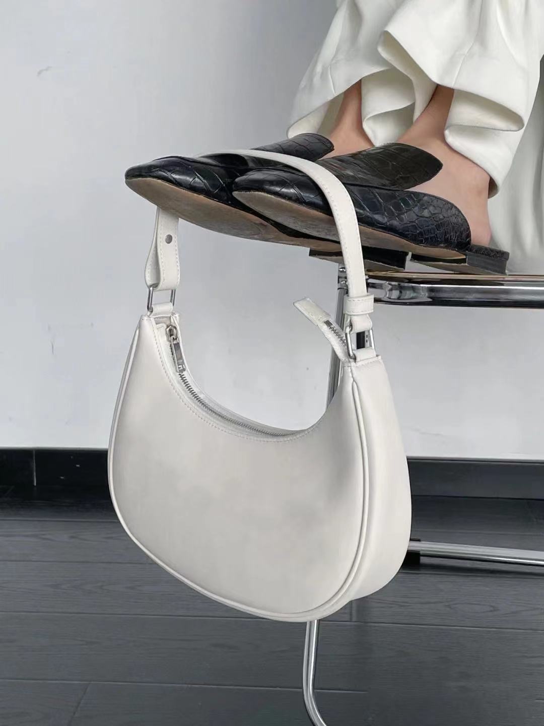 2021 new designers luxurys handbags ladies armpit bags shoulder bag Star same styler real leather wallets, With box
2021 new designers luxurys handbags ladies armpit bags shoulder bag Star same styler real leather wallets, With box