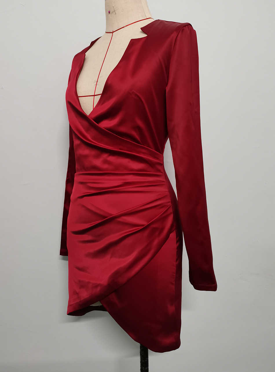 Summer Fashion Burgundy Black Deep V Neck Long Sleeve Bodycon Lady Draped Mini Dress Sexy Club Wear 210525