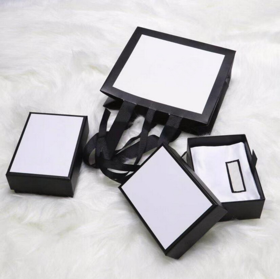 Europe America Designer Fashion Style White/Black Green Printed Pattern Letter Jewelry Sets Boxes Necklace Bracelet Earrings Ring Box Dust Bag Gift Bag Card
