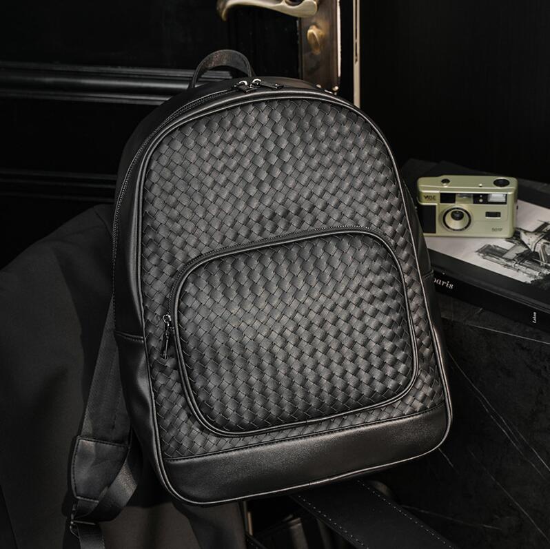 Wholesale factory men casual leathers shoulder bag college wind joker black handbag simple atmosphere woven backpack street trend leather backpacks
Wholesale factory men casual leathers shoulder bag college wind joker black handbag simple atmosphere woven backpack street trend leather backpacks