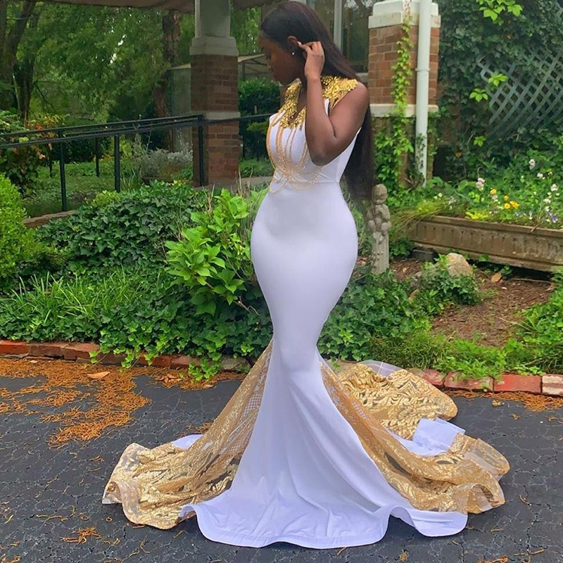 Black Girl Mermaid Prom Dresses With Sequined White Beaded V Neck Plus Size Evening Dress African Formal Wear Contrast Color Party Robes De Soirée Cer