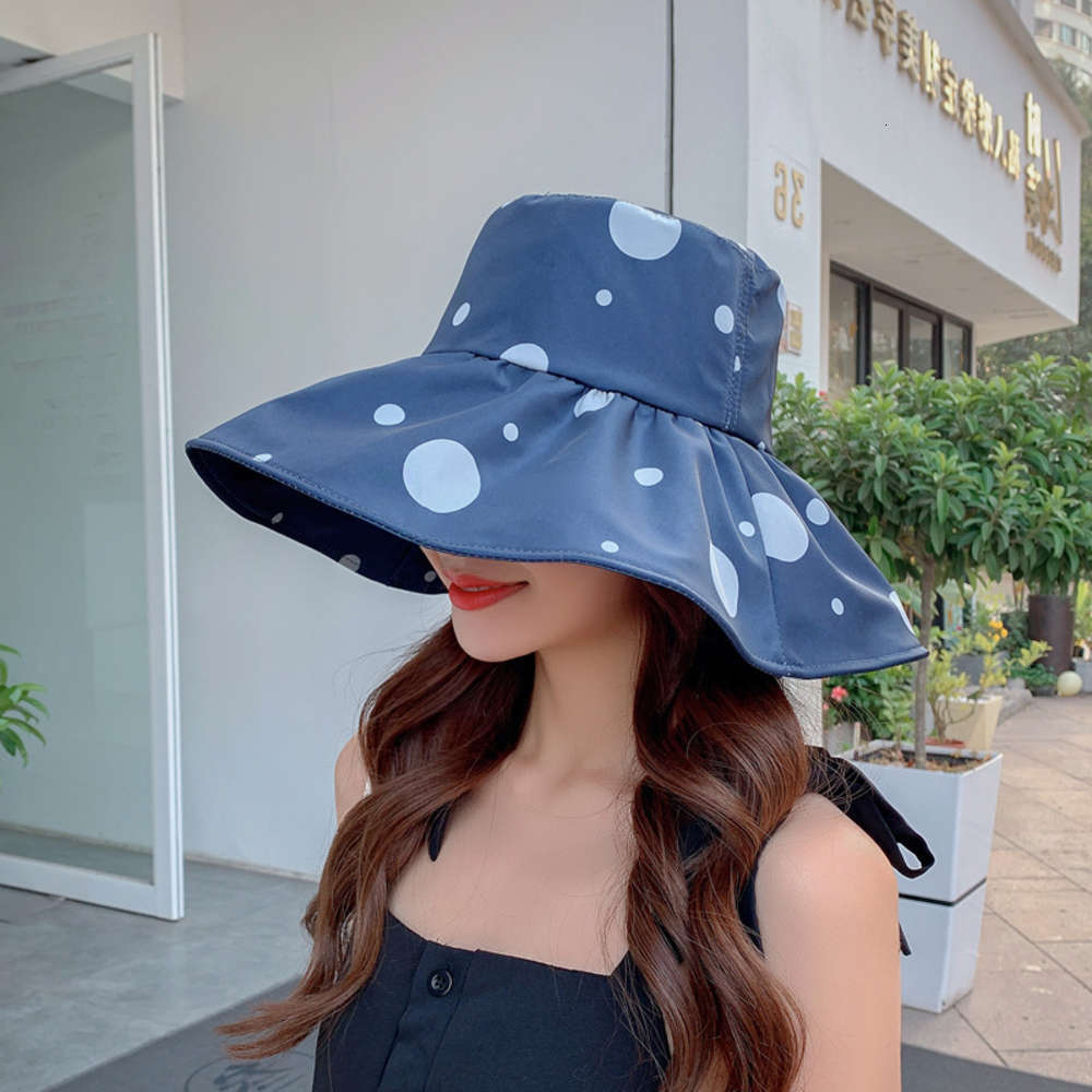 Sun hat spring and summer four seasons sun big eaves wave dot pattern sunscreen Korean female fisherman fashion versatile basin hat, Blue;gray
Sun hat spring and summer four seasons sun big eaves wave dot pattern sunscreen Korean female fisherman fashion versatile basin hat, Blue;gray