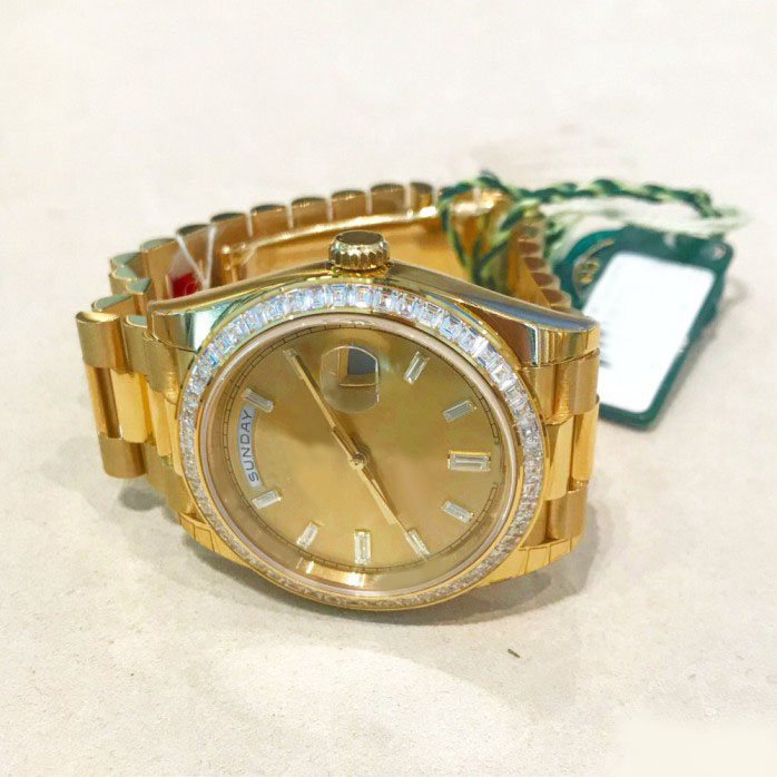 Reinforced true waterproof Luxury fashion Watches Day-Date 40mm President 18kt Yellow Gold Champagne Baguette Dial 228348 BF Men's watch, Black
Reinforced true waterproof Luxury fashion Watches Day-Date 40mm President 18kt Yellow Gold Champagne Baguette Dial 228348 BF Men's watch, Black