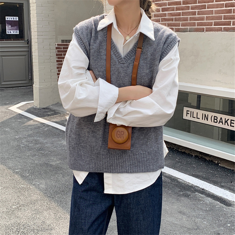 Spring Autumn Sleeveless OL Outwear Vest Sweater Women Tops Minimalist Elegant V-neck Loose Knitted Sweaters 210421