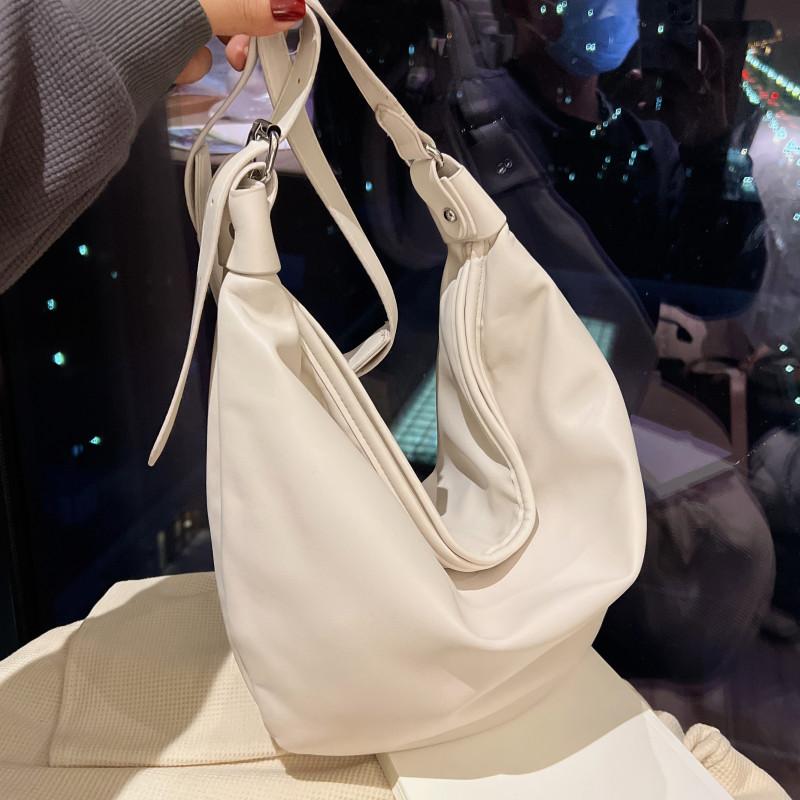 Evening Bags White Large Shoulder For Women Luxury Soft Leather Messenger Bag Big Size Design Crossbody Ladies Fashion Handbags Sac
Evening Bags White Large Shoulder For Women Luxury Soft Leather Messenger Bag Big Size Design Crossbody Ladies Fashion Handbags Sac