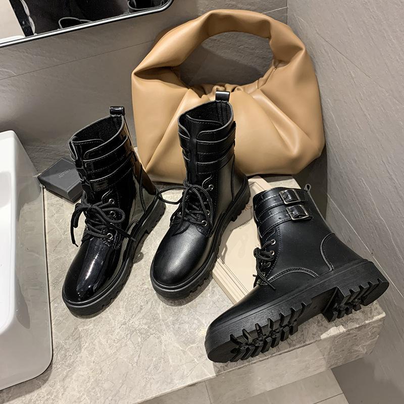 Boots 2021 Korean Fashion Motorcycle Net Women British Style Red Skinny Ins Short, Black matte
Boots 2021 Korean Fashion Motorcycle Net Women British Style Red Skinny Ins Short, Black matte
