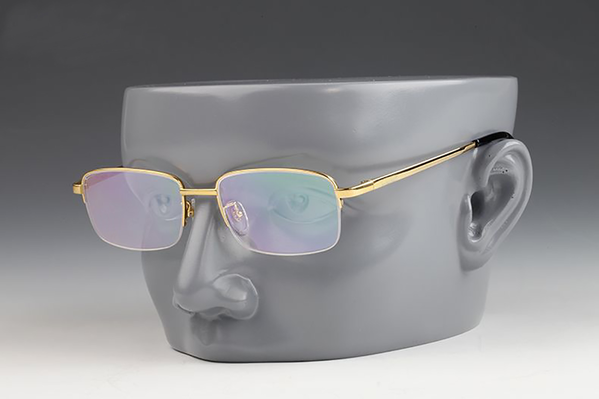 Fashion Sunglasses Mens Frames Vintage Square Sunglass for Woman Carti Glasses Titanium Optical Fine Silk Frame Transparent Bridge Number Sunglasses With Boxes