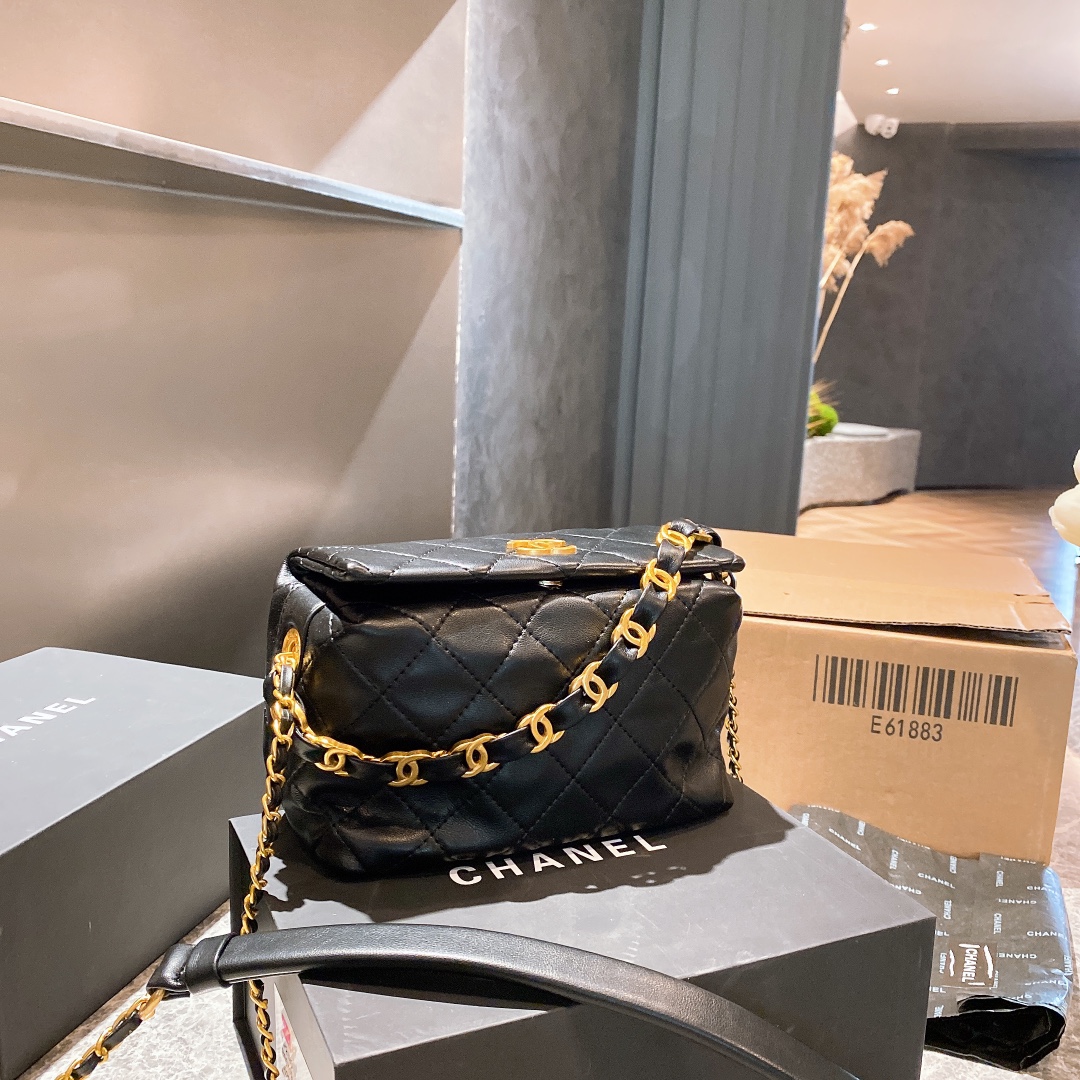 GGYSLLVLouisVitton Flap Wallet CoCo Classic CF Chain Shoulder Crossbody Bags Vutton Neonoe Luxurys Designers Women F, Red;black
GGYSLLVLouisVitton Flap Wallet CoCo Classic CF Chain Shoulder Crossbody Bags Vutton Neonoe Luxurys Designers Women F, Red;black