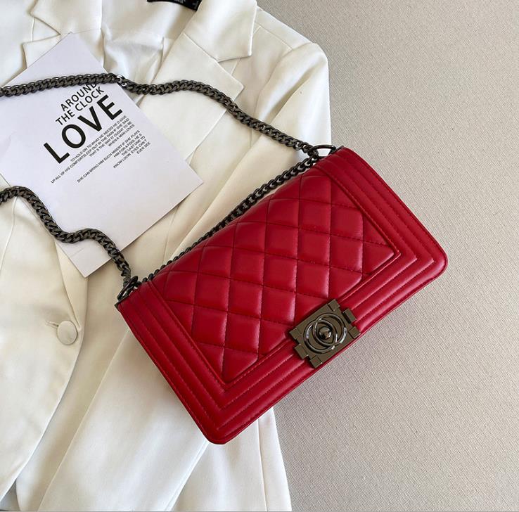 Hight quality Luxury Designer Flap chassic Handbag Crossbody Le Bags Female Shoulder Bag Ladies Purses Womans Handbags unisex free UPS or Fedex shipping, Red
Hight quality Luxury Designer Flap chassic Handbag Crossbody Le Bags Female Shoulder Bag Ladies Purses Womans Handbags unisex free UPS or Fedex shipping, Red