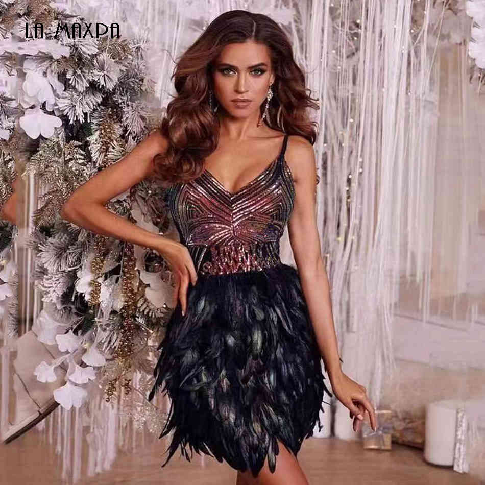 Sexy Sling Backless V Neck Sequins Black Feathers Dress Party Evening Celebrity Runway Club Dresses 210519
Sexy Sling Backless V Neck Sequins Black Feathers Dress Party Evening Celebrity Runway Club Dresses 210519