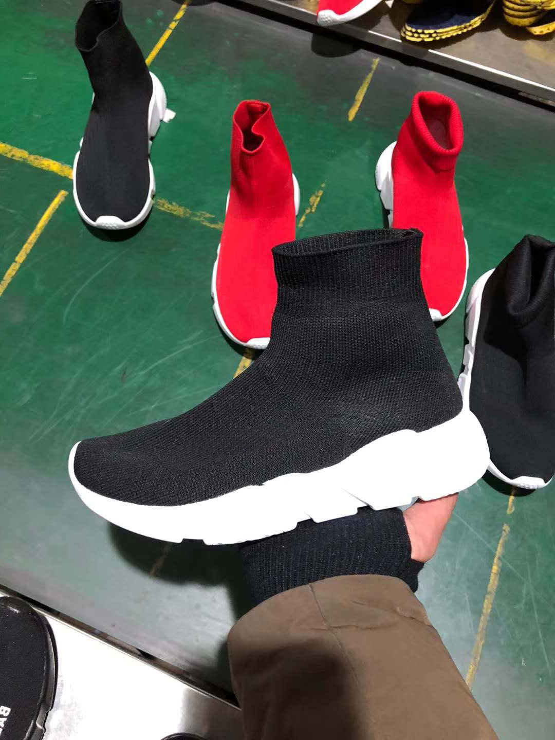 2021 New style Speed Trainer Designer Shoes Triple Black Jacquard Knit Oreo Graffiti Sole Flat Clearsole Sock Boots Casual Shoe Lace Up Designers Sneaker
2021 New style Speed Trainer Designer Shoes Triple Black Jacquard Knit Oreo Graffiti Sole Flat Clearsole Sock Boots Casual Shoe Lace Up Designers Sneaker