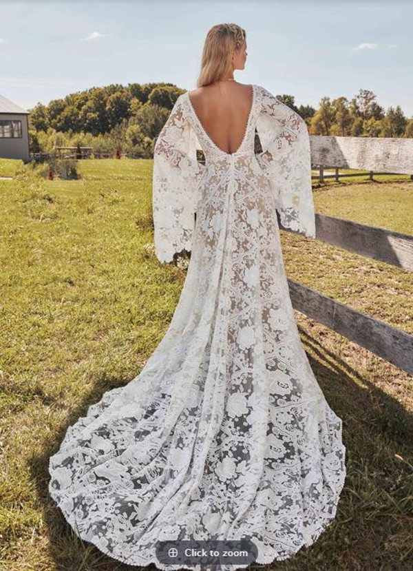 Vintage Bohemian Wedding Dresses with Long Bell Sleeve 2021 Full Lace Floral V-neck Backless Country Beach Bridal Dress Outdoor