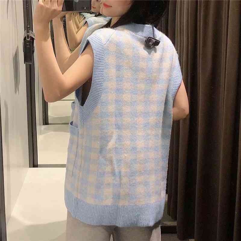 Streetwear Women Blue Plaid Sweater Vest Fashion Ladies V-Neck Knitted Tops Causal Female Chic Pocket Loose Cardigan 210527