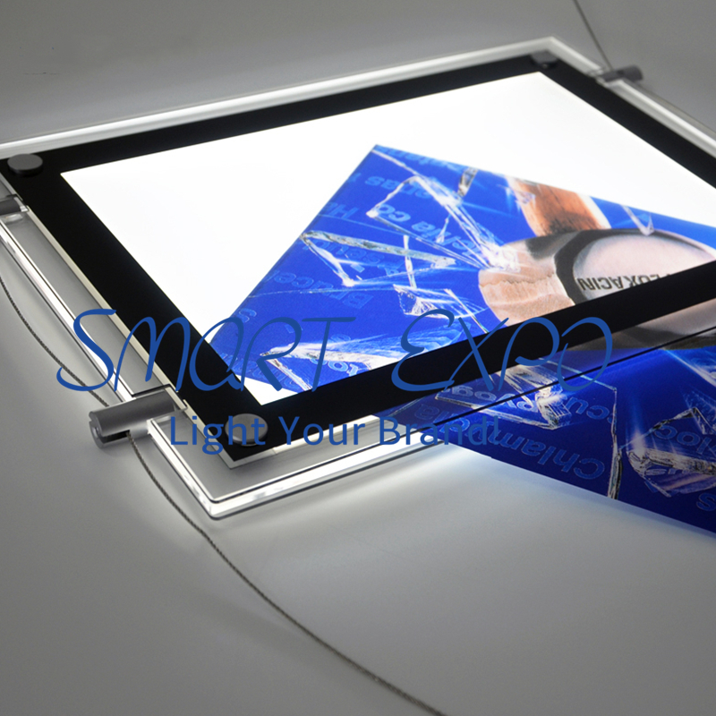 40*60cm Real Agency Window Advertising Display Light Box with Electric Conductive Steel Hanging Wires Firm Wooden Case Packing