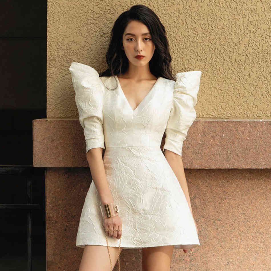 Summer Women Elegant White V Neck Mini Dress Sexy Half Puff Sleeve Celebrity Evening Runway Club Out Wear Dresses 210423