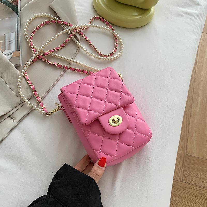 Cross Body 2021 Style Diamond Chain Pearl Mobile Phone Bag Mini Lady Messenger Shoulder High Quality PU Leather Handbag Wallet, Black
Cross Body 2021 Style Diamond Chain Pearl Mobile Phone Bag Mini Lady Messenger Shoulder High Quality PU Leather Handbag Wallet, Black