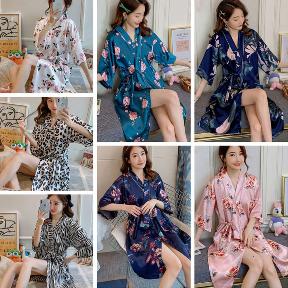 Pajamas women's summer Nightgown ice thin silk simulation Sexy Spring Summer nightdress bathrobe medium length
Pajamas women's summer Nightgown ice thin silk simulation Sexy Spring Summer nightdress bathrobe medium length