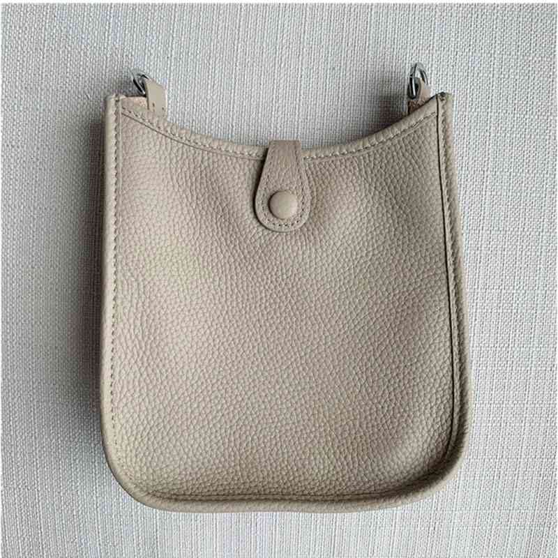 80% Off Outlet Store Mini 18 cm Women's Bucket Bag New arrival Women Hollow Soft Cow Leather high quality Shoulder Messenger design Handbags
80% Off Outlet Store Mini 18 cm Women's Bucket Bag New arrival Women Hollow Soft Cow Leather high quality Shoulder Messenger design Handbags
