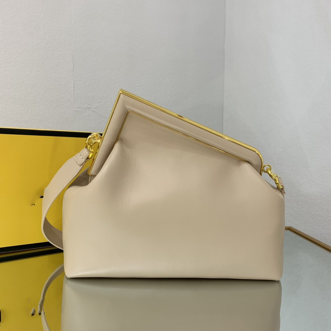 21s Designers fashion bag Womens Handbag Purses crossbody shoulder handbags Metal edge clasps clutch Bags soft lambskin Letter F evenning p, Deep brown
21s Designers fashion bag Womens Handbag Purses crossbody shoulder handbags Metal edge clasps clutch Bags soft lambskin Letter F evenning p, Deep brown