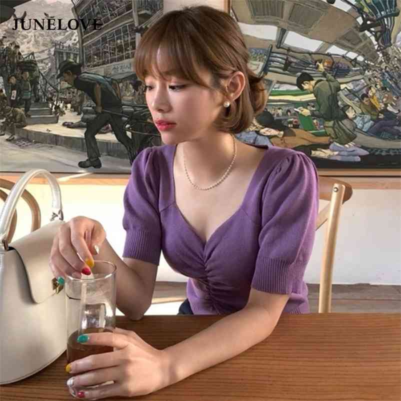 Knitted Women Short Sleeve T Shirts Summer Retro V-Neck Puff Tees Vintage Korean Pleated Ladies Elastic Top 210519, Purple
Knitted Women Short Sleeve T Shirts Summer Retro V-Neck Puff Tees Vintage Korean Pleated Ladies Elastic Top 210519, Purple