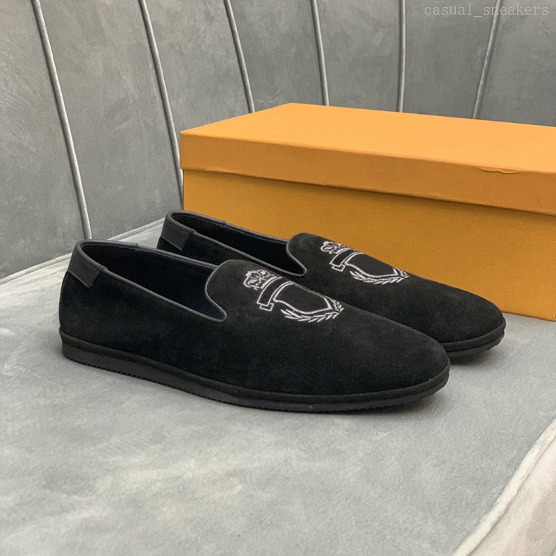 Men Heels Dress Shoes Triple Black Suede Leather Loafers Bridegroom Boat Sneakers Mens Business Sneaker Party Wedding Casual Red Bottom
Men Heels Dress Shoes Triple Black Suede Leather Loafers Bridegroom Boat Sneakers Mens Business Sneaker Party Wedding Casual Red Bottom
