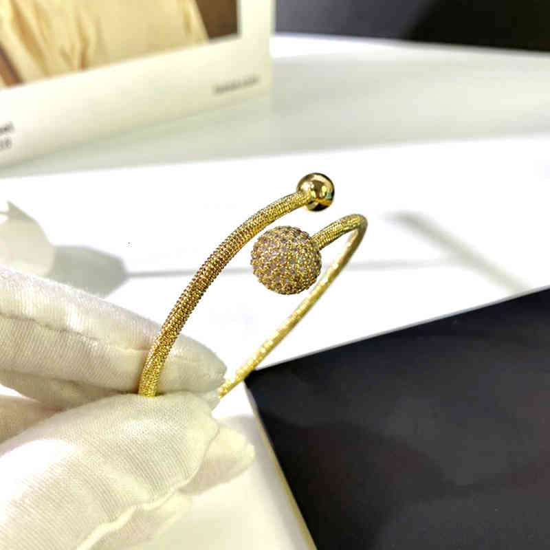 Charm Bracelets Korean Full Diamond Niche Design Metal Ball Adjustable Fashion Personality Ins Cool Wind