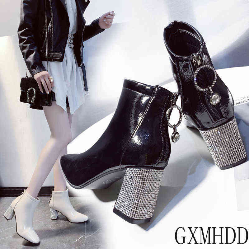 Square Toe Short Boots Woman 2020 Fall/Winter Shoes Women High Heeled Boots Rhinestone Chunky Heel Female Booties Large Size Y1105, Black
Square Toe Short Boots Woman 2020 Fall/Winter Shoes Women High Heeled Boots Rhinestone Chunky Heel Female Booties Large Size Y1105, Black